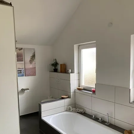 Traumhafte Mit Und Bergsicht Apartmán Friedrichshafen